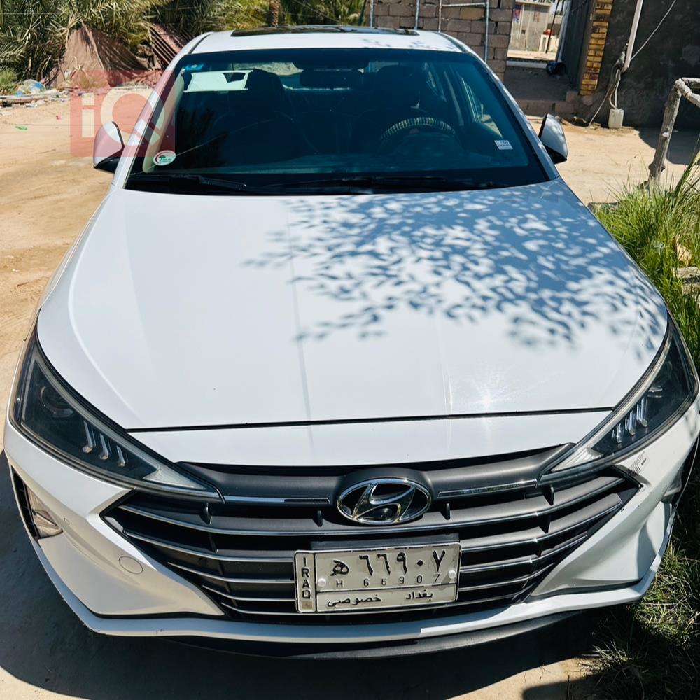 هیوندای ئەلەنترا